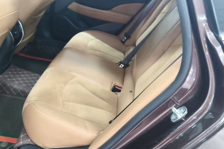 Used Buick LaCrosse 2016 28T Elite Model Left Rear Seat
