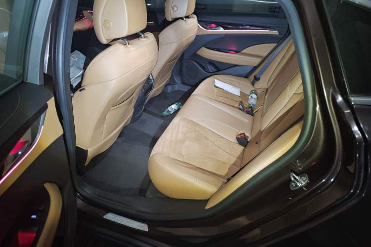 Used Buick LaCrosse 2016 20T Luxury Model Left Rear Seat