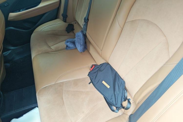 Used Buick LaCrosse 2016 28T Luxury Version Left Rear Seat