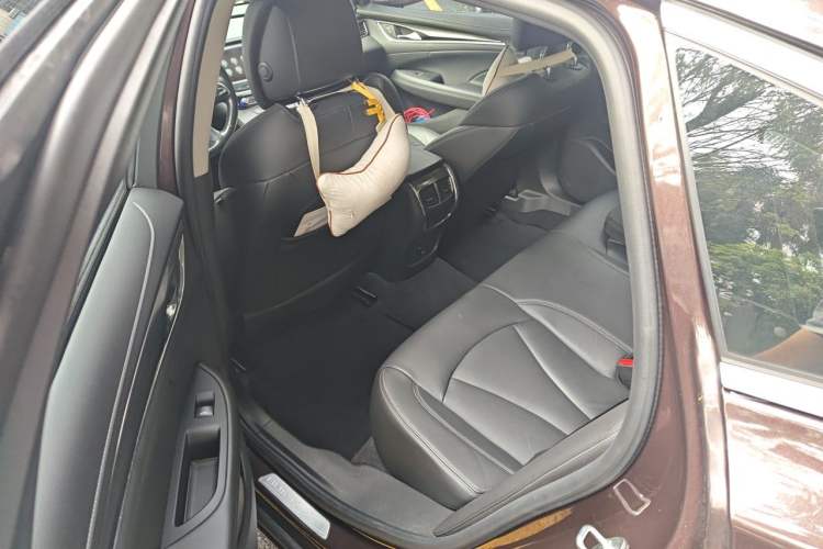 Used Buick LaCrosse 2016 Revised Version 28T Elite Edition Left Rear Seat