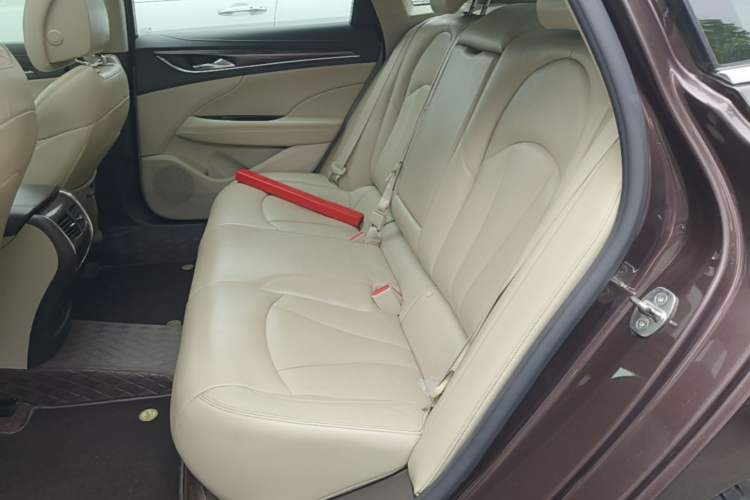 Used Buick LaCrosse 2016 20T Leading Model Left Rear Seat