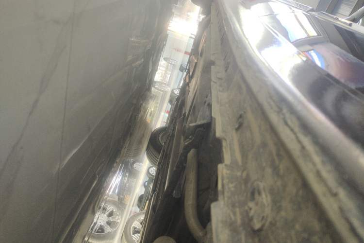 Used Buick LaCrosse 2016 20T Elite Edition Left Side Sill