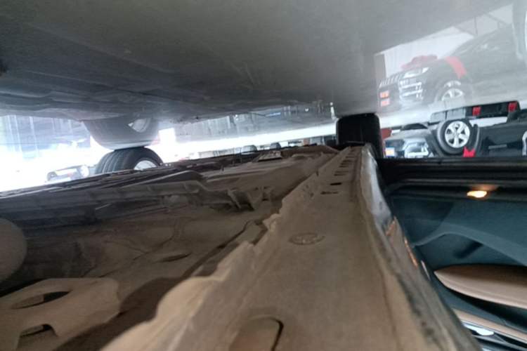 Used Buick LaCrosse 2016 28T Elite Model Left Side Sill