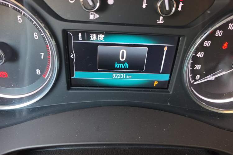 Used Buick LaCrosse 2016 Revised 20T Leading Edition Odometer Close Up