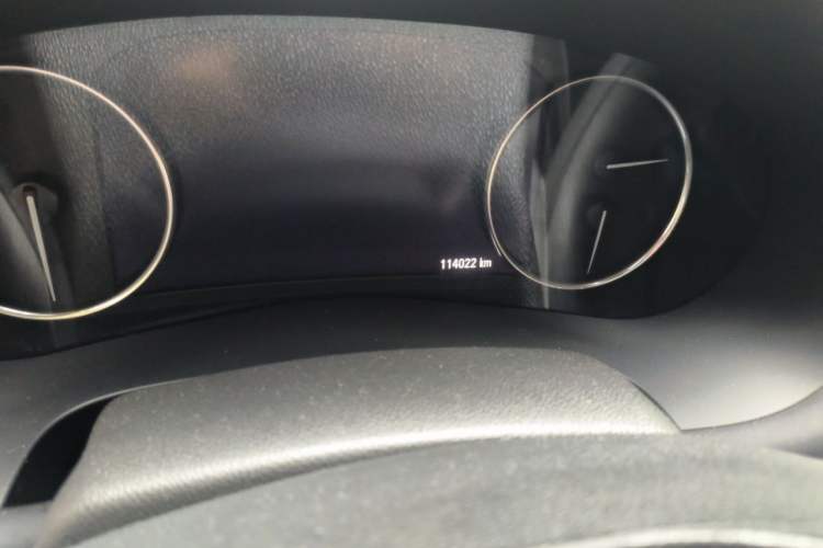 Used Buick LaCrosse 2016 20T Luxury Model Odometer Close Up