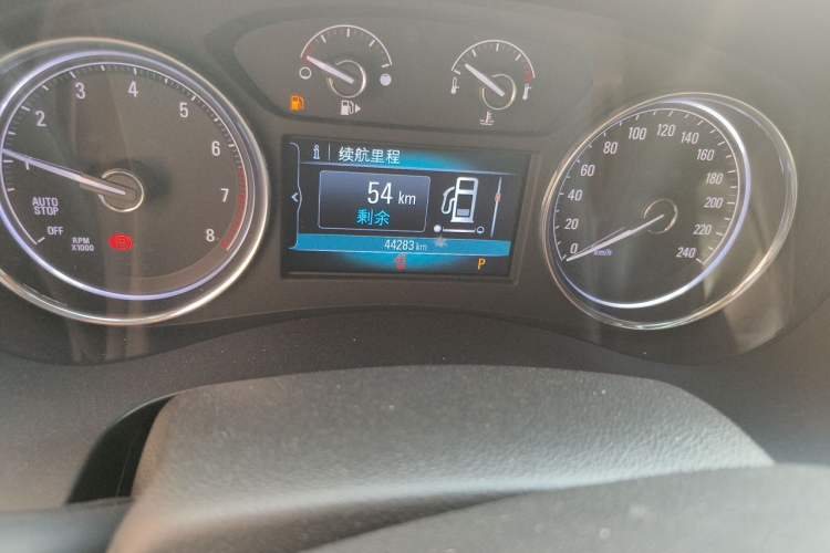 Used Buick LaCrosse 2016 20T Elite Edition Odometer Close Up