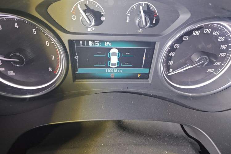 Used Buick LaCrosse 2016 20T Luxury Model Odometer Close Up