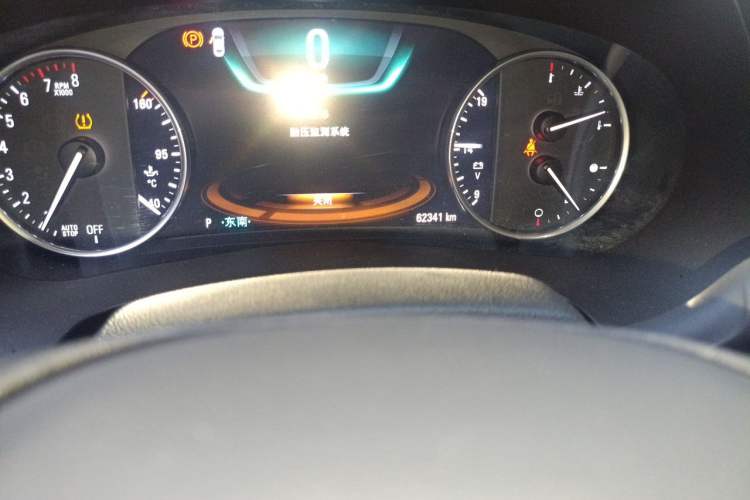 Used Buick LaCrosse 2016 20T Luxury Model Odometer Close Up