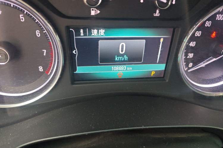 Used Buick LaCrosse 2016 Revised Version 28T Elite Edition Odometer Close Up