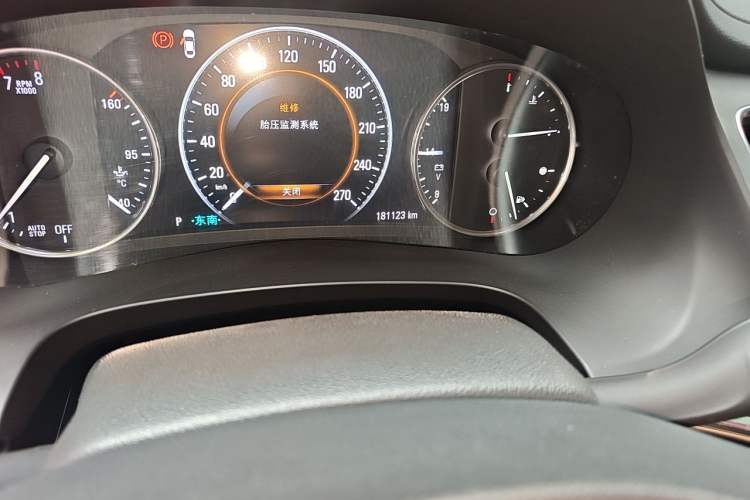 Used Buick LaCrosse 2016 20T Luxury Model Odometer Close Up