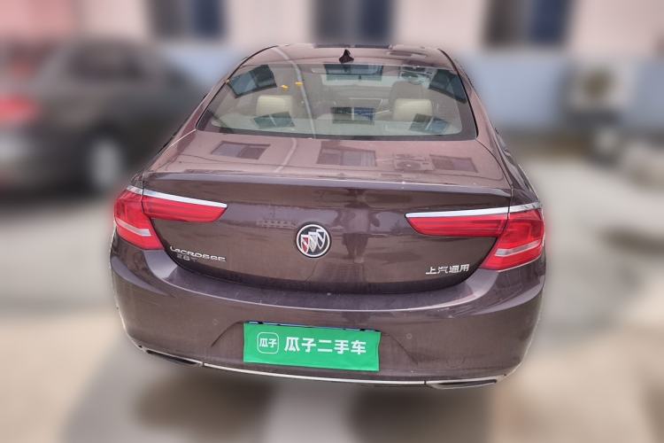 Used Buick LaCrosse 2016 28T Luxury Version Rear