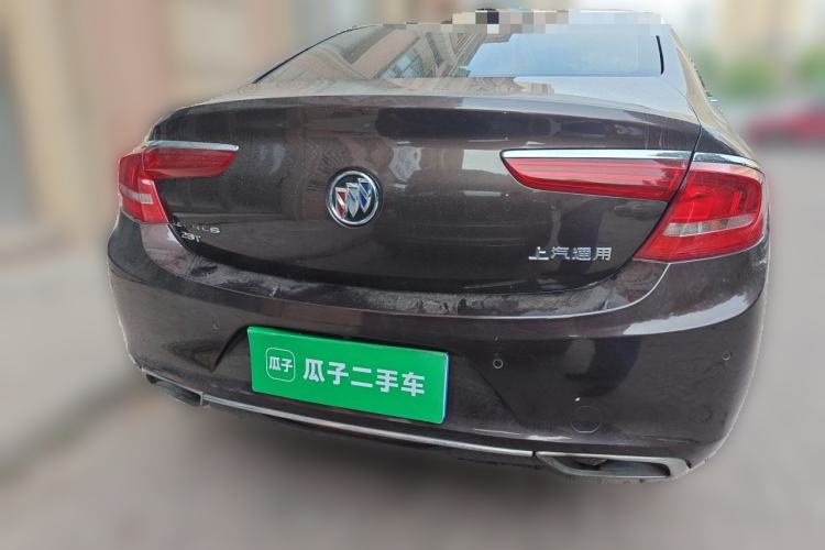 Used Buick LaCrosse 2016 28T Luxury Version Rear