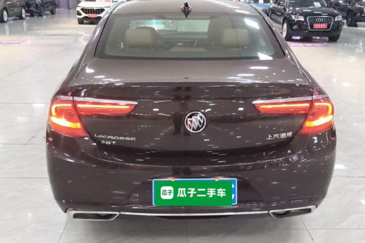 Used Buick LaCrosse 2016 28T Elite Model Rear