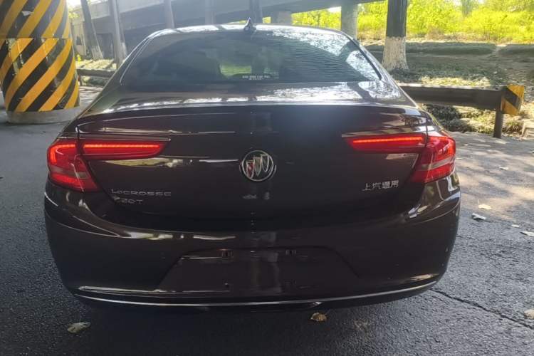 Used Buick LaCrosse 2016 20T Luxury Model Rear