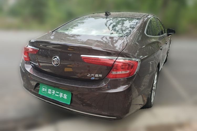 Used Buick LaCrosse 2016 30H Luxury Version Rear Right 45 Deg