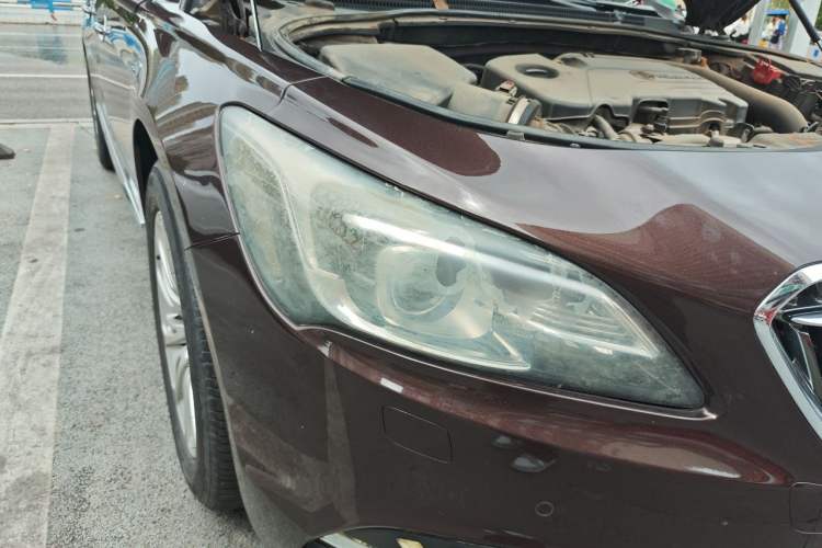 Used Buick LaCrosse 2016 20T Luxury Model Right Front Headlight