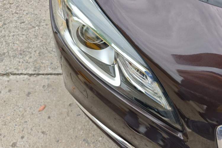 Used Buick LaCrosse 2016 20T Luxury Model Right Front Headlight