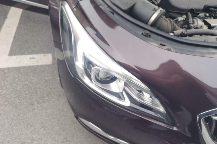 Used Buick LaCrosse 2016 20T Luxury Model Right Front Headlight