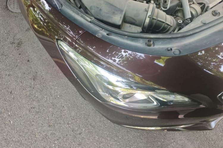 Used Buick LaCrosse 2016 28T Premium Edition Right Front Headlight
