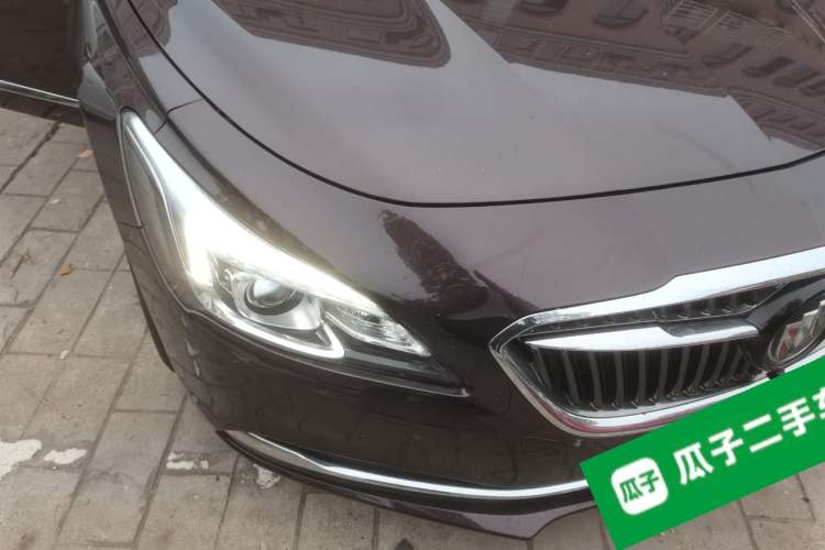 Used Buick LaCrosse 2016 20T Luxury Model Right Front Headlight