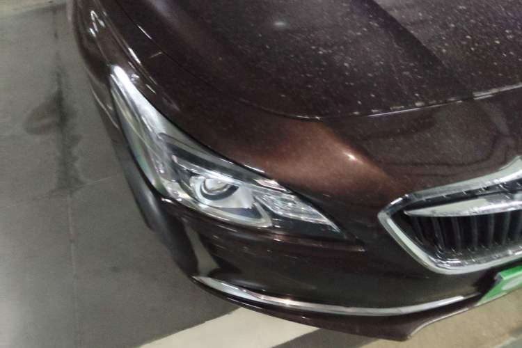 Used Buick LaCrosse 2016 20T Elite Edition Right Front Headlight