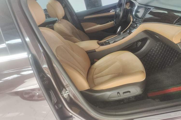 Used Buick LaCrosse 2016 20T Elite Edition Right Front Seat