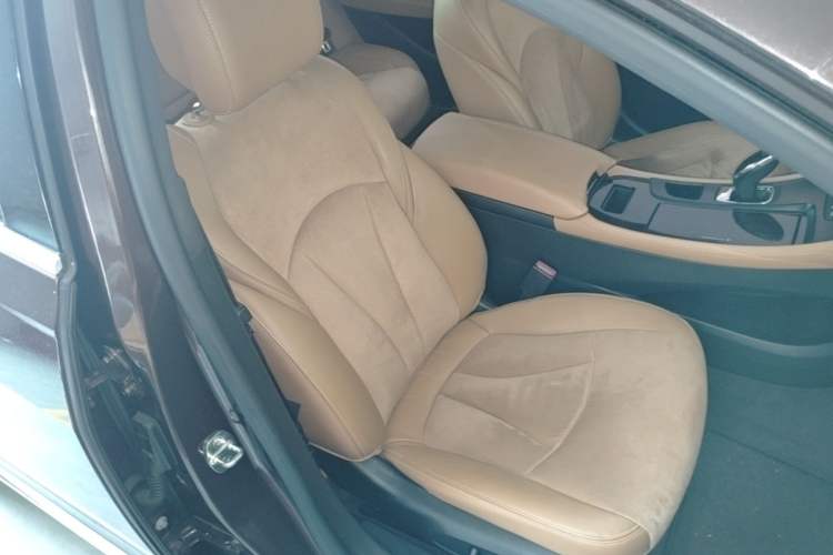 Used Buick LaCrosse 2016 28T Premium Edition Right Front Seat