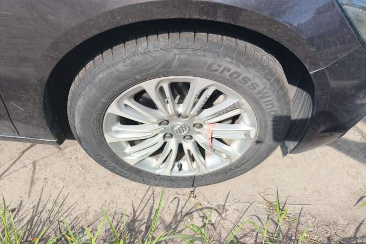 Used Buick LaCrosse 2016 Revised 20T Leading Edition Right Front Wheel Hub