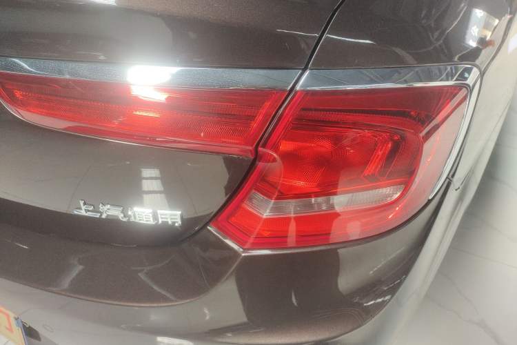 Used Buick LaCrosse 2016 20T Elite Edition Right Rear Taillight
