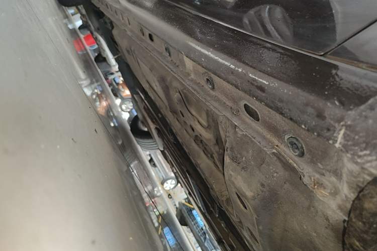 Used Buick LaCrosse 2016 20T Elite Edition Right Side Sill