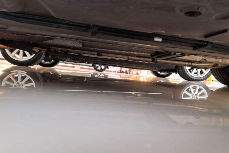 Used Buick LaCrosse 2016 20T Elite Edition Right Side Sill