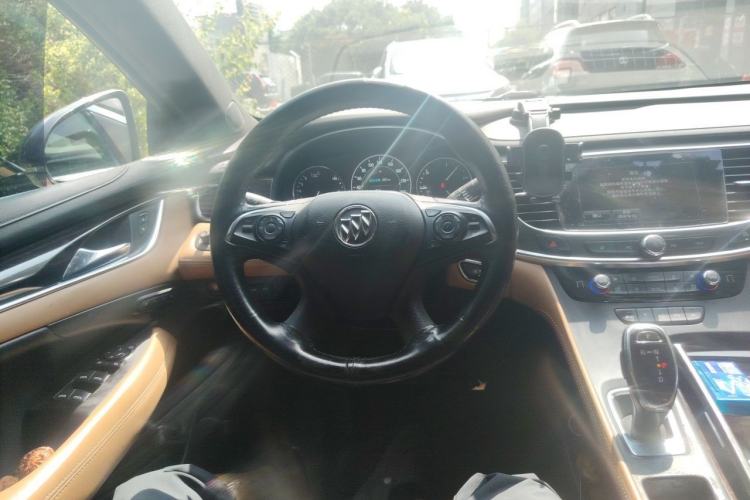 Used Buick LaCrosse 2016 20T Luxury Model Steering Wheel