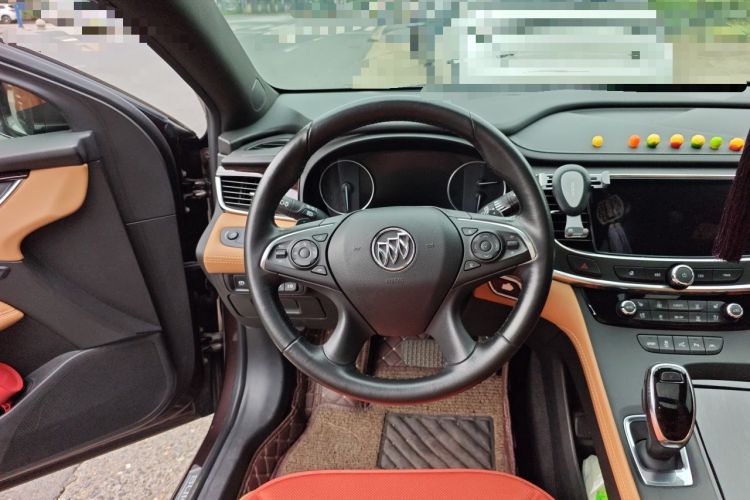 Used Buick LaCrosse 2016 20T Luxury Model Steering Wheel