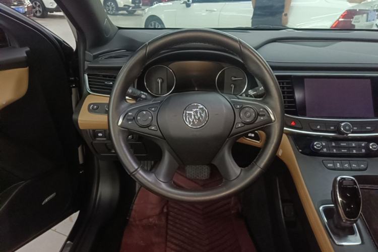 Used Buick LaCrosse 2016 28T Luxury Version Steering Wheel