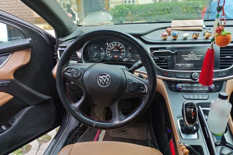 Used Buick LaCrosse 2016 20T Luxury Model Steering Wheel