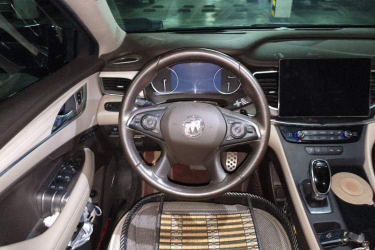 Used Buick LaCrosse 2016 30H Luxury Version Steering Wheel