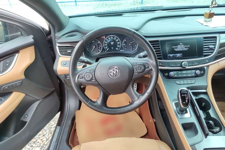 Used Buick LaCrosse 2016 20T Luxury Model Steering Wheel