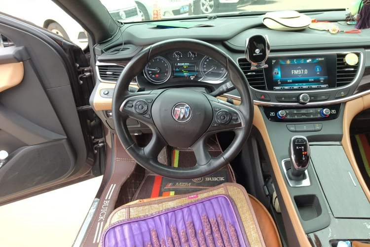 Used Buick LaCrosse 2016 20T Elite Edition Steering Wheel