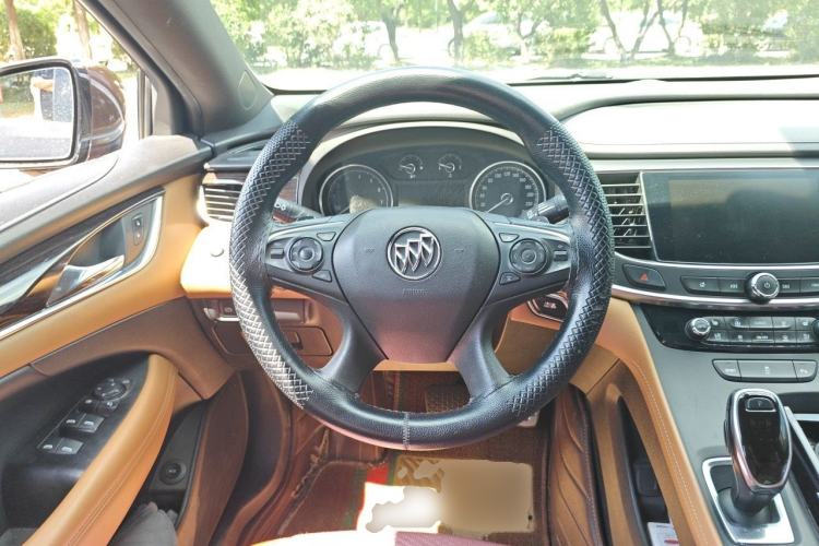 Used Buick LaCrosse 2016 20T Elite Edition Steering Wheel