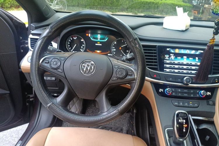 Used Buick LaCrosse 2016 20T Luxury Model Steering Wheel