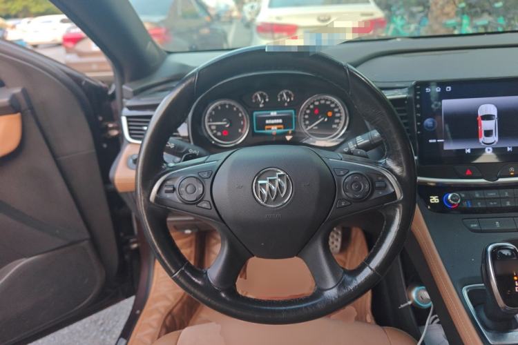 Used Buick LaCrosse 2016 28T Elite Model Steering Wheel