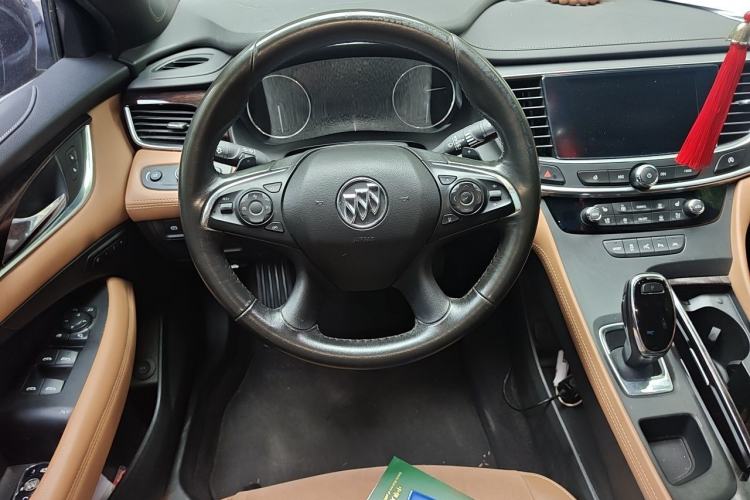 Used Buick LaCrosse 2016 20T Luxury Model Steering Wheel