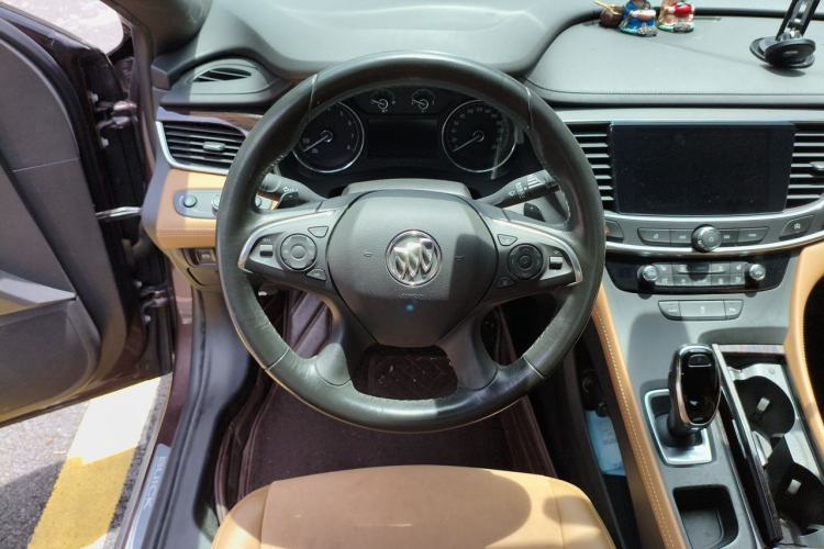 Used Buick LaCrosse 2016 20T Elite Edition Steering Wheel