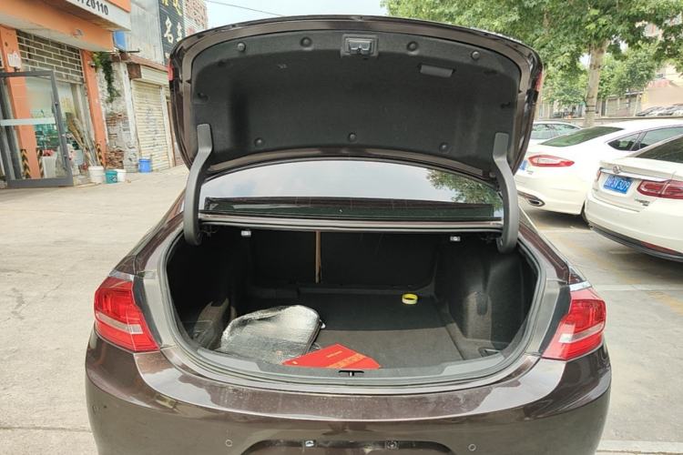 Used Buick LaCrosse 2016 20T Luxury Model Trunk