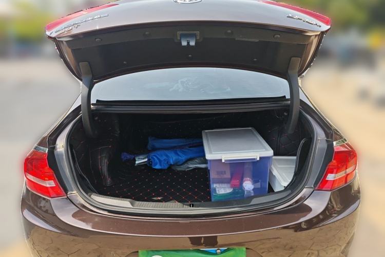 Used Buick LaCrosse 2016 28T Luxury Version Trunk