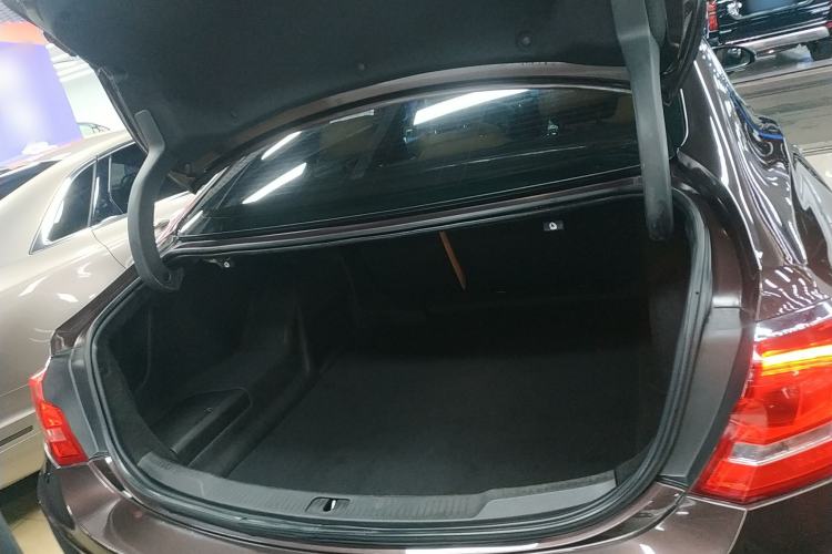 Used Buick LaCrosse 2016 20T Elite Edition Trunk