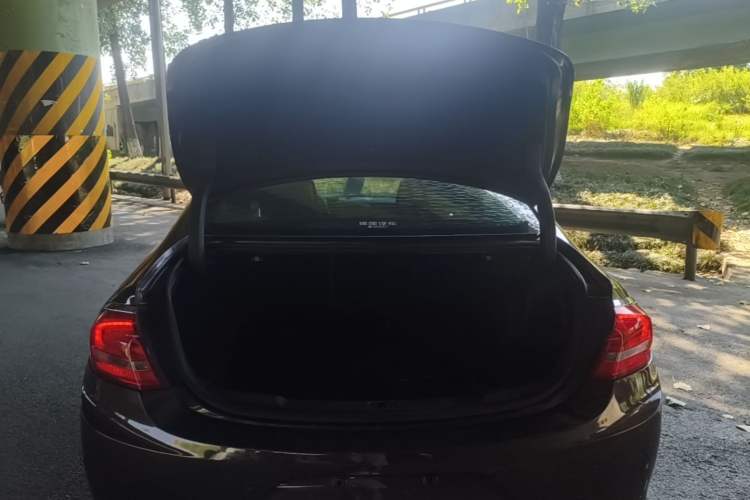 Used Buick LaCrosse 2016 20T Luxury Model Trunk