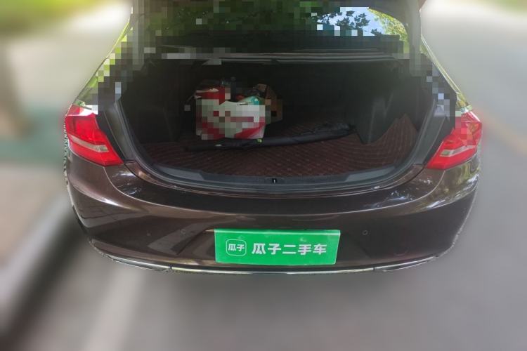 Used Buick LaCrosse 2016 28T Premium Edition Trunk