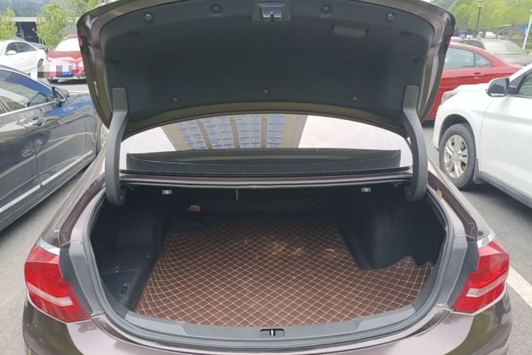 Used Buick LaCrosse 2016 20T Leading Model Trunk