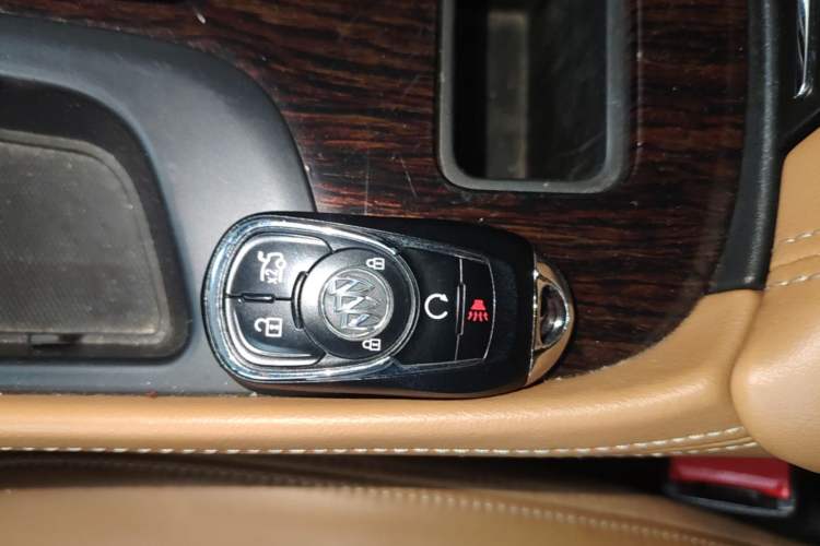 Used Buick LaCrosse 2016 20T Luxury Model Vehicle Key